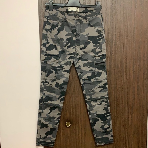 Garage Camouflage Pants - Picture 1 of 3